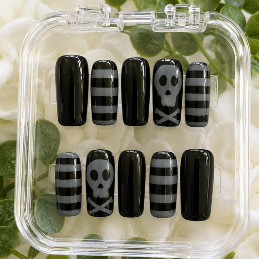 Black Skulls